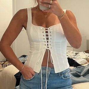 LACE UP WHITE TOP